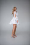 Balta šilkinė wrap-over suknelė „Lille“ su perliukais